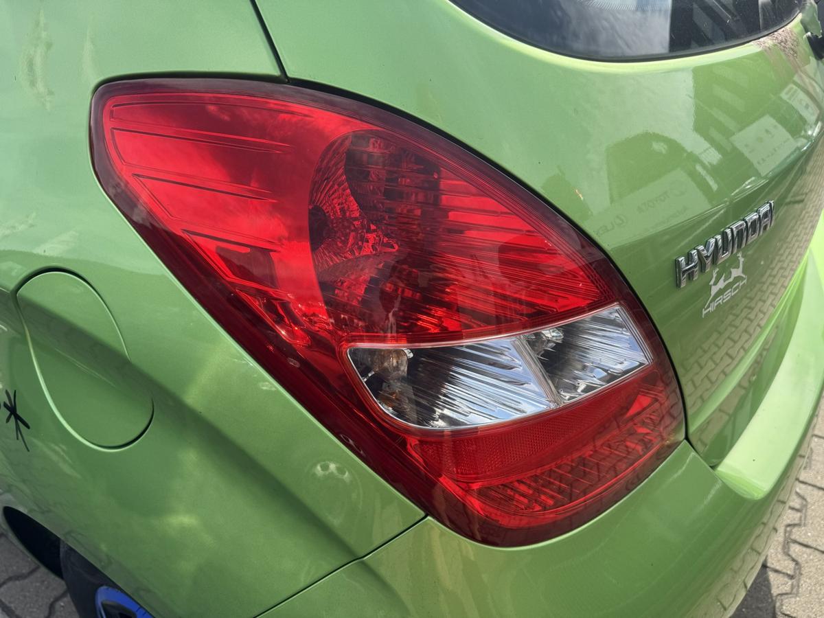 Hyundai I20 PB original R&uuml;cklicht R&uuml;ckleuchte Schlussleuchte links Bj.2011